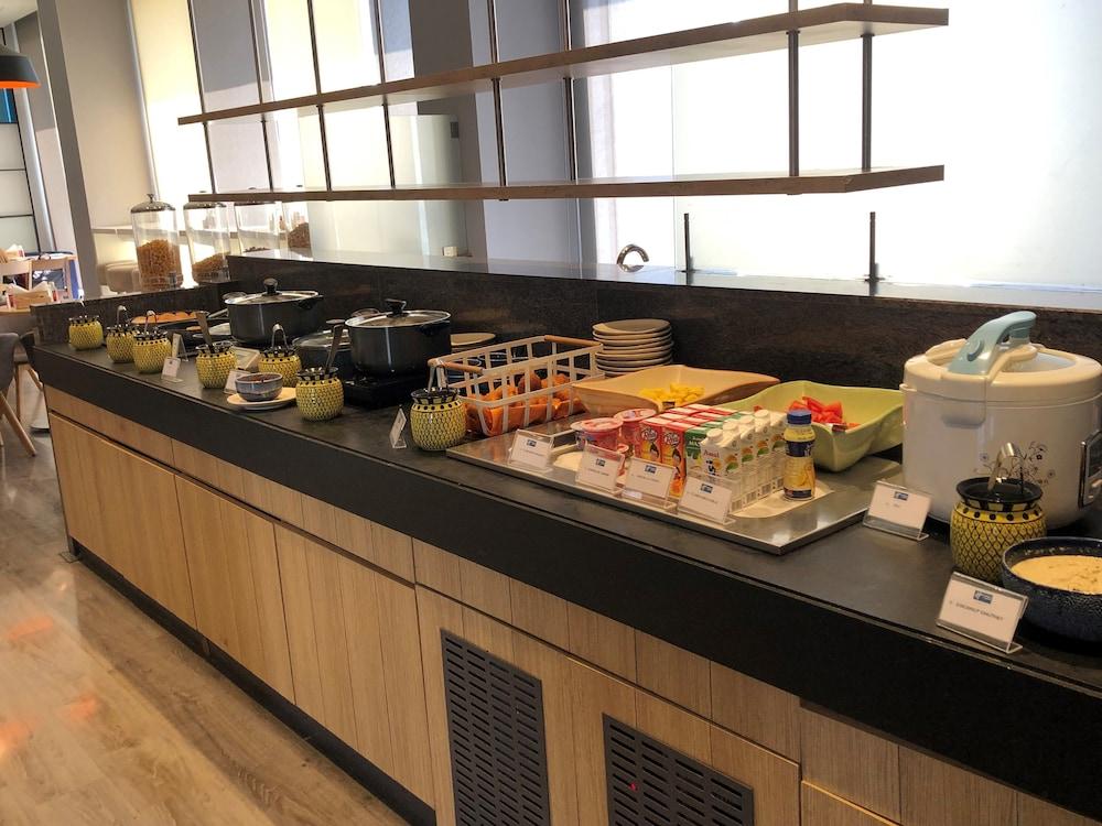 Holiday Inn Express Nashik Indira Nagar By Ihg Экстерьер фото